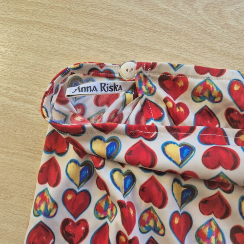 Anna Riska mini pareo with heart pattern, like new