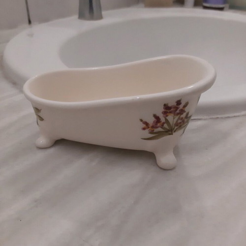 Porcelain bathtub soap dish like new with painting design