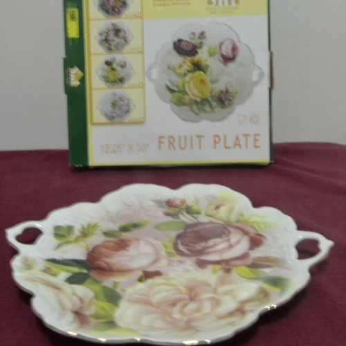 Serving tray new with rose decoration