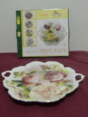 Serving tray new with rose decoration