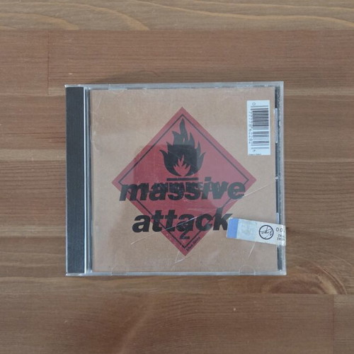 Massive Attack Blue Lines CD used, 1991 first pressing Holland