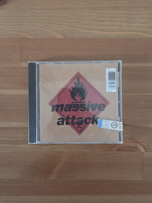Massive Attack Blue Lines CD used, 1991 first pressing Holland
