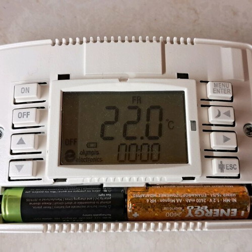 Bs-812 Olympia Electronics room thermostat like new
