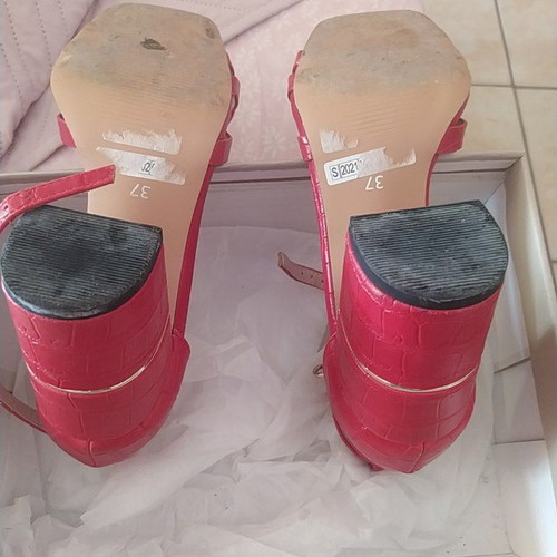 Migato red high-heeled sandals like new, size 37