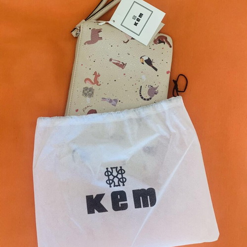 Madagascar synthetic material pouch new with zipper closure