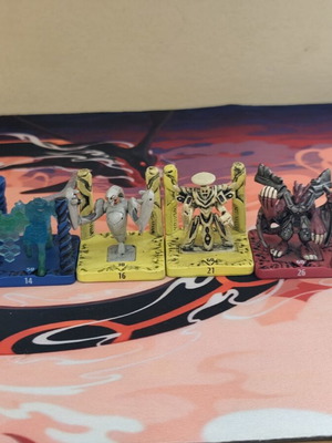 Duel Monsters Figures like new