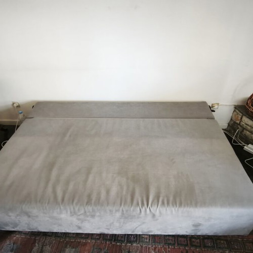 Sofa bed, excellent condition, 1.90x0.95m closed, 1.90x1.30m open