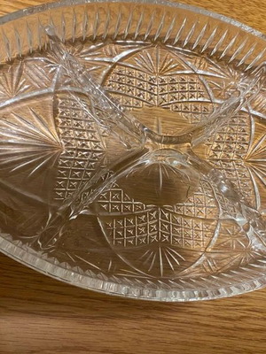 Oval platter for nuts like new