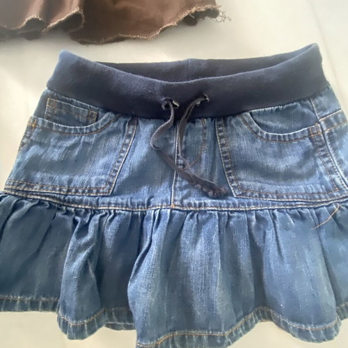 Short skirts like new for 10 years old