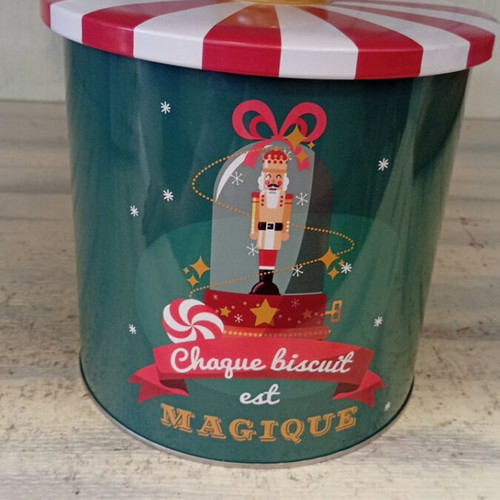 Christmas Biscuit Tin new 15 centimeters