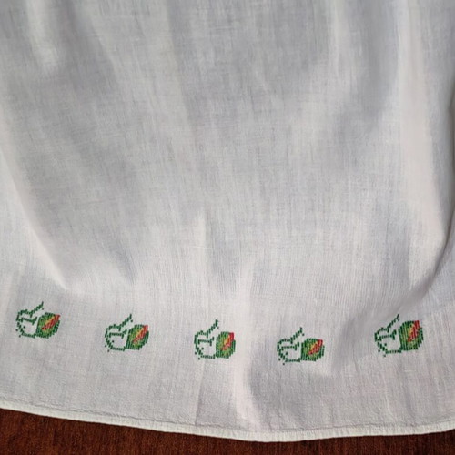 Woven apron white color used, good condition