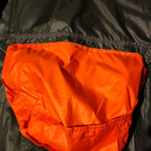 nike αντιανεμικό αδιάβροχο μπουφάν ανδρικό medium που γίνεται τσαντακι