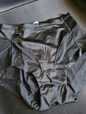 Women's underwear Small new, Nylon 75% + Spandex 25%