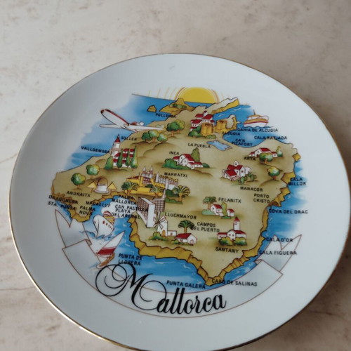Decorative collector plate Mallorca new, porcelain with gold rim