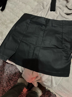Mini skirt new