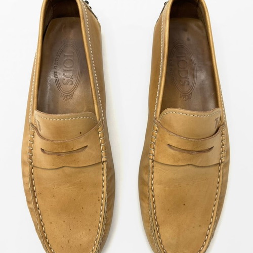 Tod's beige leather gommino flats used