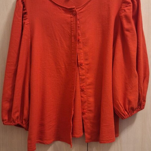 H&M Red Linen Blouse like new, size L