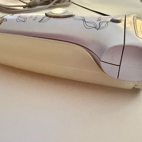Satinelle Ice Premium hair removal and shaving device used