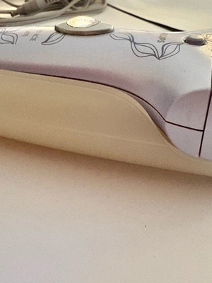 Satinelle Ice Premium hair removal and shaving device used