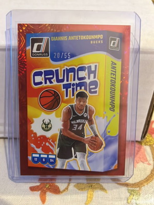 Giannis Antetokounmpo Crunch Time 20/55 2023 Panini Donruss κόκκινη