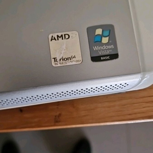 Dell Inspiron 1501 laptop used, no ram, with internal disk
