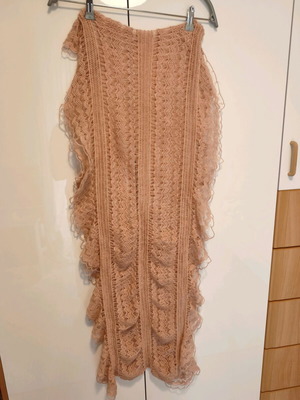 Scarf very soft with elastic like new, beige and pink