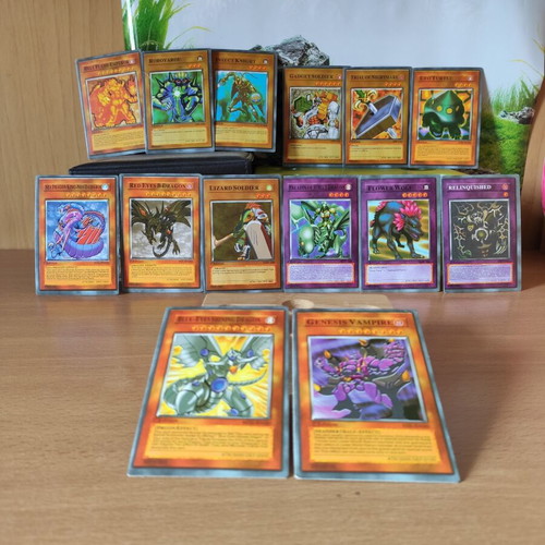 Yu-Gi-Oh! card set like new, 14 cards including Genesis Vampire