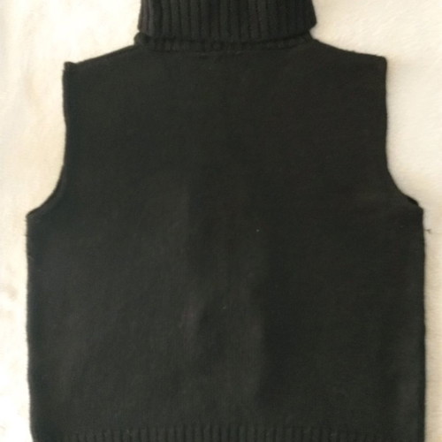Knitted sleeveless turtleneck top with chains and back opening, black S/M