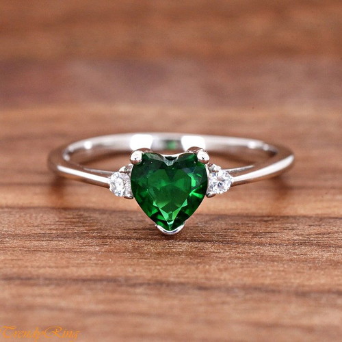 Solitaire Ring with Zircon in Plated Silver 925