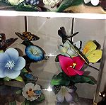  Υπέροχη συλλογή από πορσελάνινα λουλούδια και πεταλούδες (Capo Di Monte)