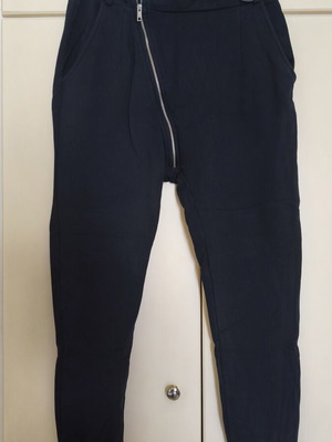 Zara black sportswear pants used with silver zipper detail