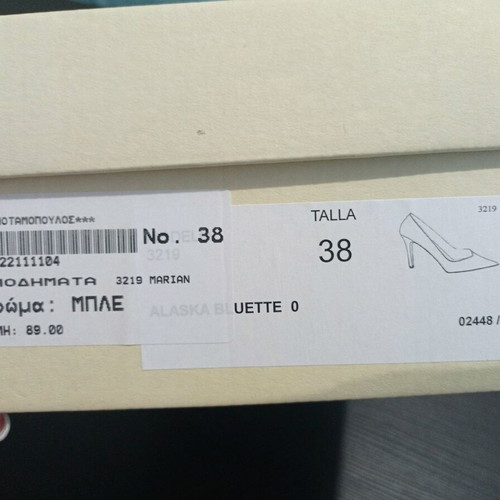 Marian blue pointed pumps like new, size 38