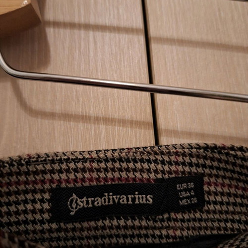 Stradivarius checked skirt like new, gray and beige, size S