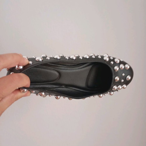 Ballerinas with silver studs size 39 like new, black