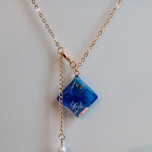 Handmade necklace blue and gold new with 45+5 cm chain