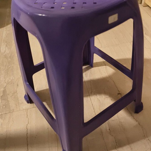 Purple stool like new