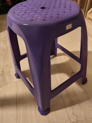 Purple stool like new