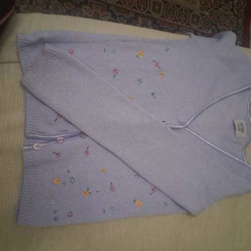 Lilac top and cardigan set, colorful