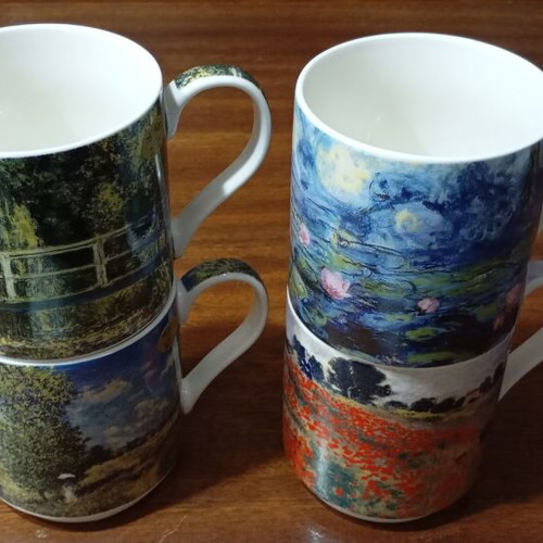 Set of 4 fine china Claude Monet mugs, new