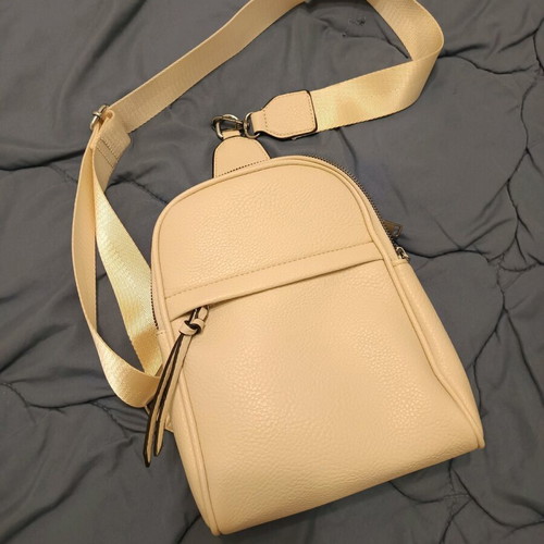 Crossbody bag white new with multiple compartments