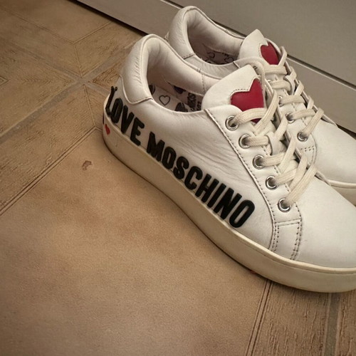 Love Moschino women's athletic shoe used, size 37, white