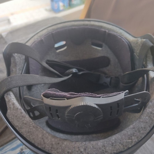 Bicycle helmet like new, black
