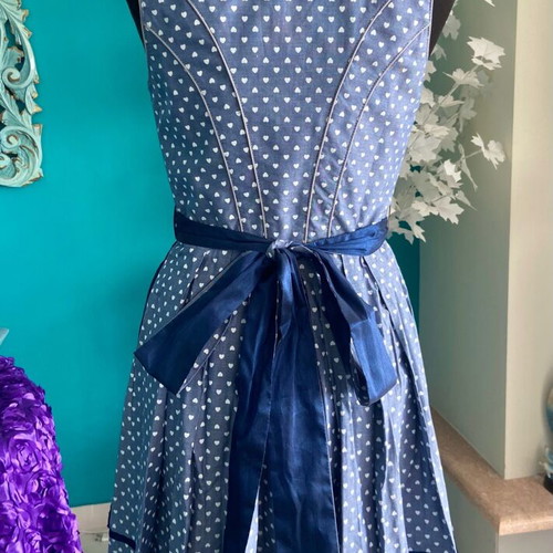 Bavarian dirndl dress like new with apron, size S 36
