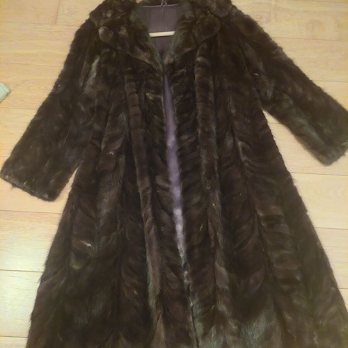 Handmade mink fur coat with silk lining, brown
