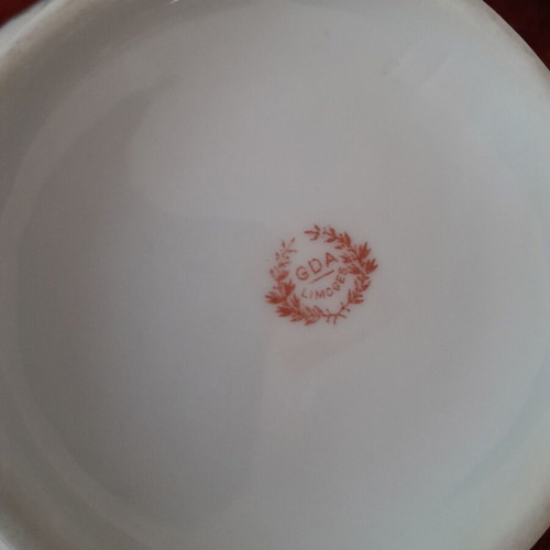 Limoges tea set like new, vintage, missing one saucer