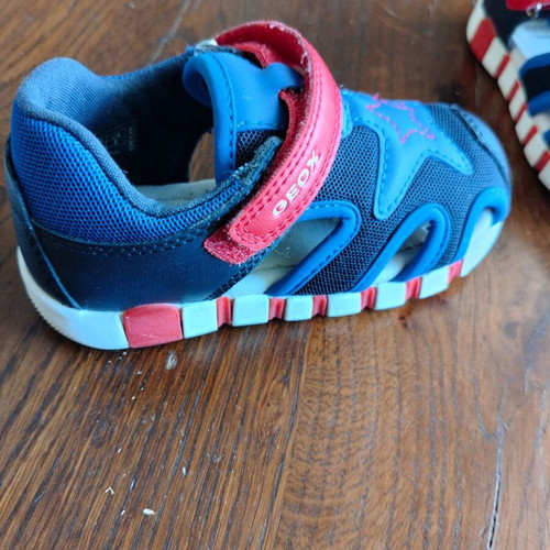 Geox children's shoes size 24 like new