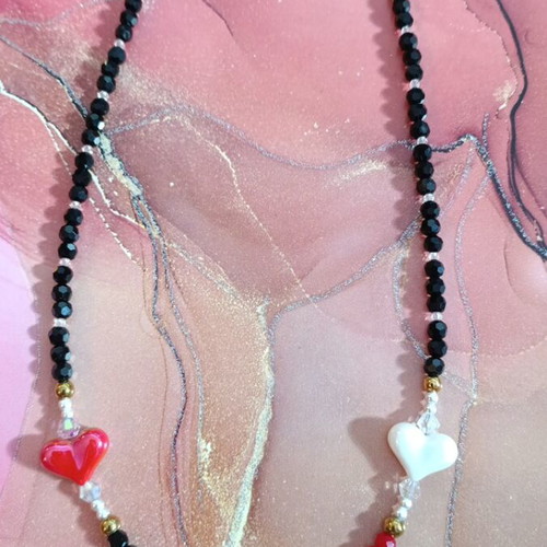 Necklace 875 new, black and red