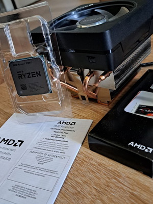 AMD Ryzen 7 3700X 8-πύρηνος επεξεργαστής AM4 σαν καινούργιος με ψύκτρα Wraith Prism RGB