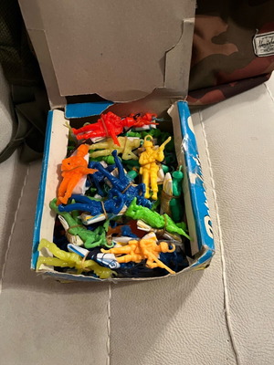 Parachute jumpers 70s-80s new pack of 65 with box