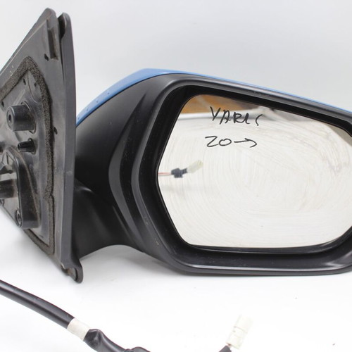 Toyota Yaris right side mirror used, models 2020 and later